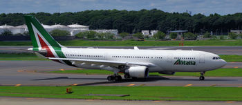 AZA_A330-200_EJM_0010.jpg