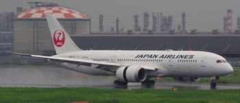 JAL_B787-8_847J_0004.jpg