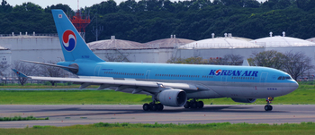 KAL_A330-200_7552_0013.jpg